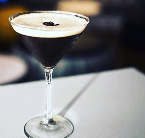 Shuck - Holiday Sunshine Coast 0