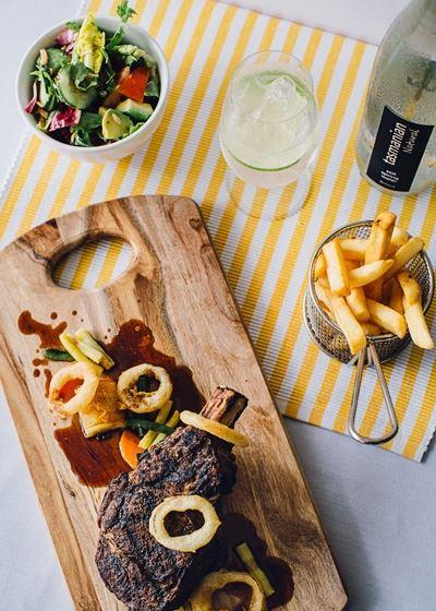 Shuck - Holiday Sunshine Coast 13