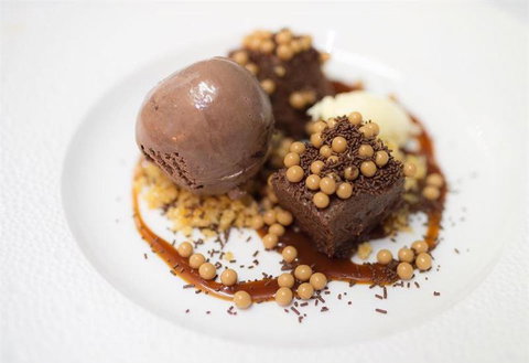 Shuck - Holiday Sunshine Coast 5