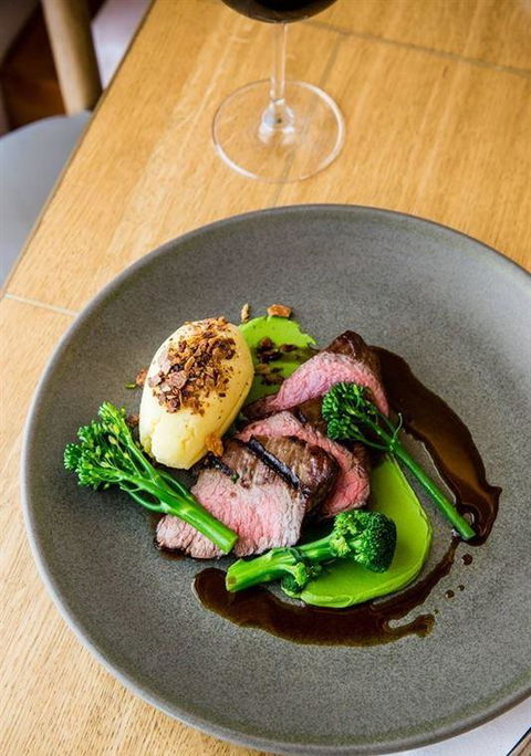 The Tilbury Restaurant - Holiday Sunshine Coast 10