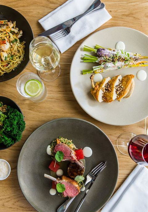 The Tilbury Restaurant - Holiday Sunshine Coast 14