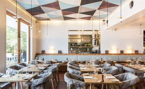 The Tilbury Restaurant - Holiday Sunshine Coast 20
