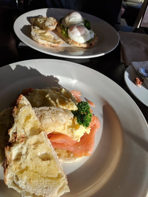 Gateway Cafe - Sunshine Coast Tourism 3