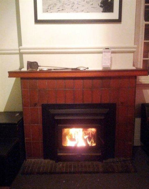 New Tattersalls Hotel - Sunshine Coast Tourism 15