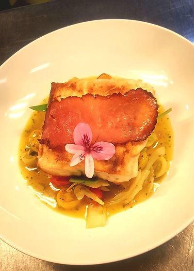 NINE 50 Restaurant & Bar - Holiday Sunshine Coast 2