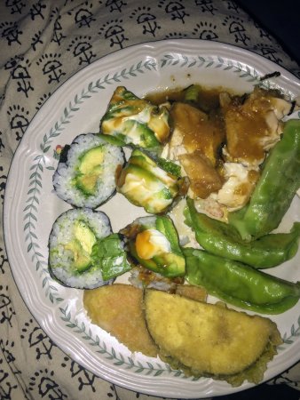 Sushi Lovers - Holiday Sunshine Coast 0