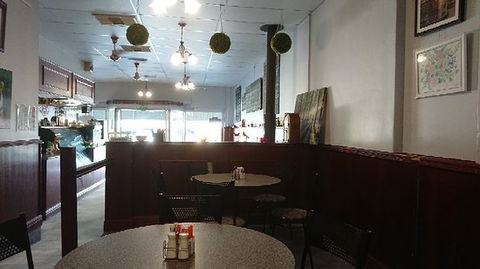 The Rustic Coffee Lounge - Sunshine Coast Tourism 0