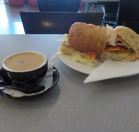 Klik - cafe-breakfast-lunch - Holiday Sunshine Coast