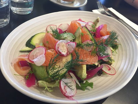 Poacher & Hound - Sunshine Coast Tourism 0