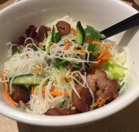 Three Red Stripes - Sunshine Coast Tourism