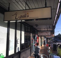 Upali's - Holiday Sunshine Coast