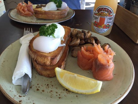 O'Heas Bakery & Deli - Sunshine Coast Tourism 0