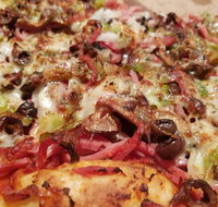 Sylvester Pizza - Sunshine Coast Tourism