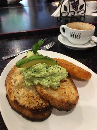 Research VIC Sunshine Coast Tourism