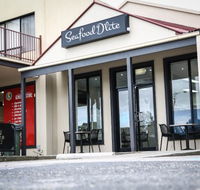 Seafood D'Lite - Holiday Sunshine Coast