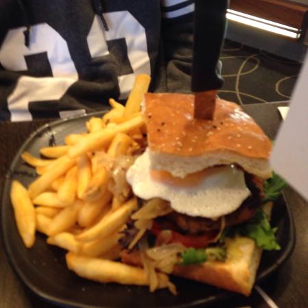 The Club - Holiday Sunshine Coast 0