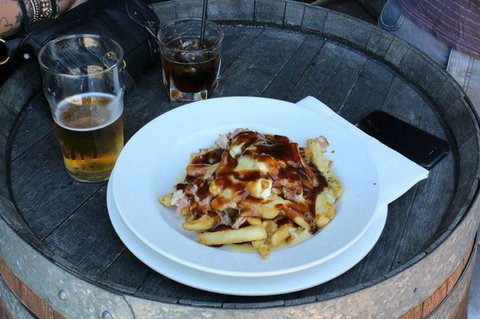 Kelly's Bar And Kitchen - Holiday Sunshine Coast 0