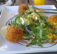 The Moo Winebar - Sunshine Coast Tourism