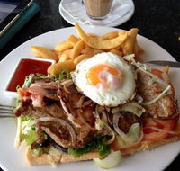 la headquarters cafe - Holiday Sunshine Coast