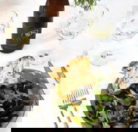 The Deep Blue Dining  Bar - Sunshine Coast Tourism