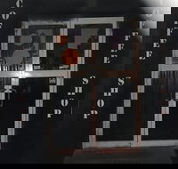 100 On Hotham - Holiday Sunshine Coast