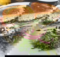 Elefant Lounge Cafe - Sunshine Coast Tourism