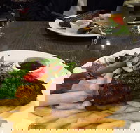 Riversdale Hotel - Holiday Sunshine Coast