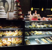 Sweet Temptations - Holiday Sunshine Coast