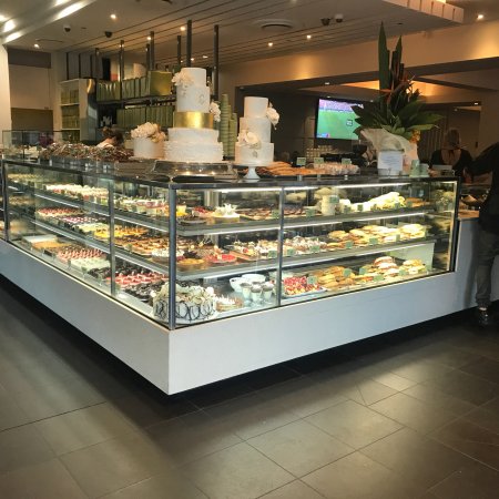 Vanilla Cakes And Lounge - Sunshine Coast Tourism 0