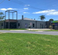 Castello's Pakenham Hotel - Sunshine Coast Tourism