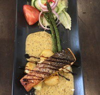 Hughies Cafe and Grill - Sunshine Coast Tourism