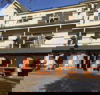 Morning Sun Vineyard - Sunshine Coast Tourism