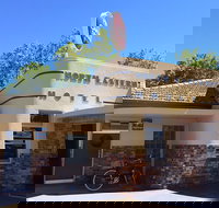 North Eastern Hotel - Sunshine Coast Tourism