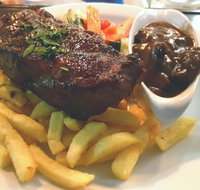 Shamrock Hotel Kyneton - Sunshine Coast Tourism