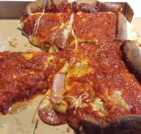 Sisi woodfire pizza and pasta - Sunshine Coast Tourism