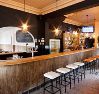 The Bridge Hotel - Sunshine Coast Tourism