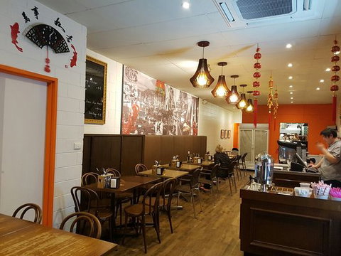 Two Spoons - Sunshine Coast Tourism 0