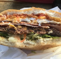 Burger Me - Sunshine Coast Tourism