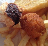 Harbour Lights Snack Bar - Sunshine Coast Tourism