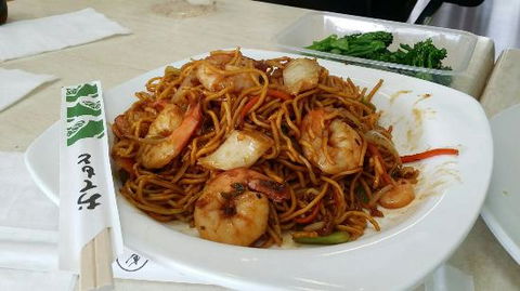 Papa's Rich Noodles - Sunshine Coast Tourism 0