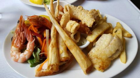 The Royal Hotel - Sunshine Coast Tourism 0