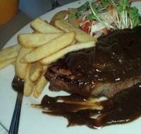Thistle Bar  Bistro - Sunshine Coast Tourism