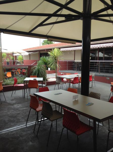 Grange Hotel - Holiday Sunshine Coast 3