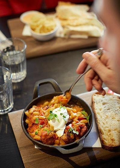 Explorers Restaurant - Sunshine Coast Tourism 7