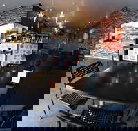 Apollo Bay Cupbob - Holiday Sunshine Coast