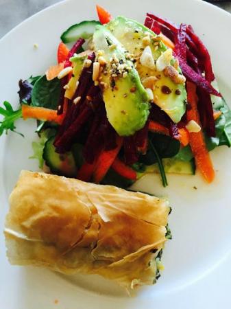 Effloresce Flowers - Sunshine Coast Tourism 0