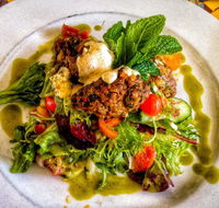 Hanging Rock Cafe - Sunshine Coast Tourism