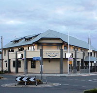 Inverloch Esplanade Hotel - Sunshine Coast Tourism