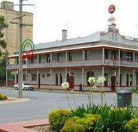 The Grand Central Hotel - Sunshine Coast Tourism
