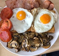 Yarragon Cafe - Sunshine Coast Tourism